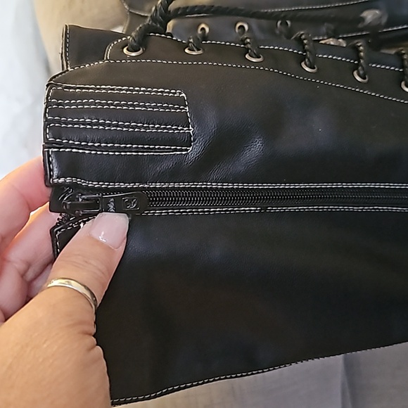 New Wedge back lace up boots - Picture 3 of 5